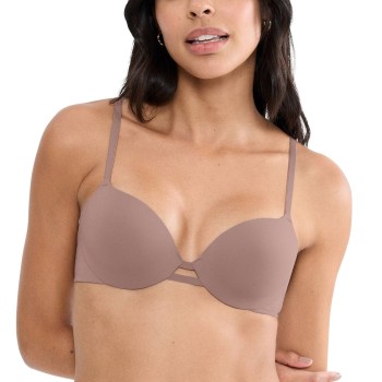 Triumph Body Make Up Illusion WHP EX * Actie *