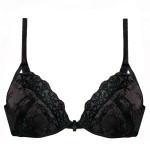 Wonderbra Chic Lace Underwire Bra