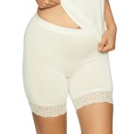 Lady Avenue Bamboo Short Leggings With Lace 