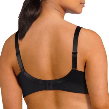 Chantelle Every Curve Covering Underwired Bra