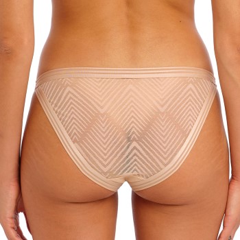 Freya Tailored Brief