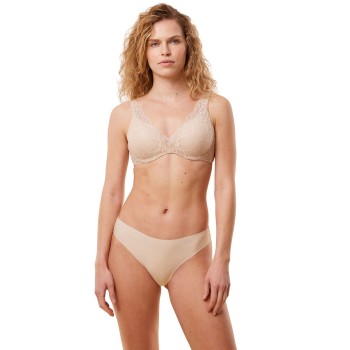Triumph Body Make-Up Illusion Lace WP