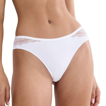 Triumph Comfort Allure Brazilian