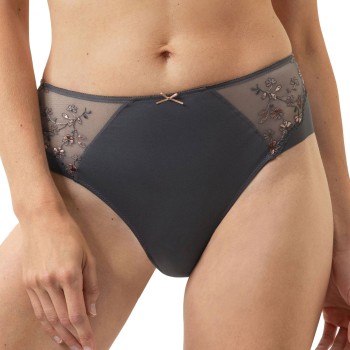 Mey Delightful American Brief