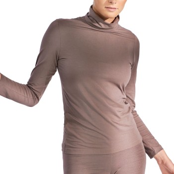 Bread and Boxers Turtle Neck D1