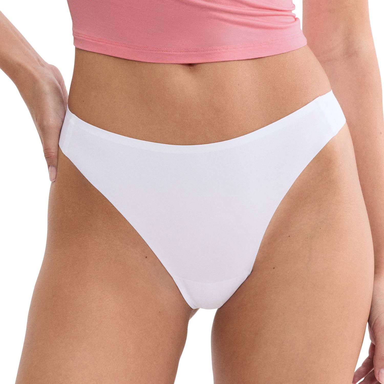 Triumph Smart Invisible String